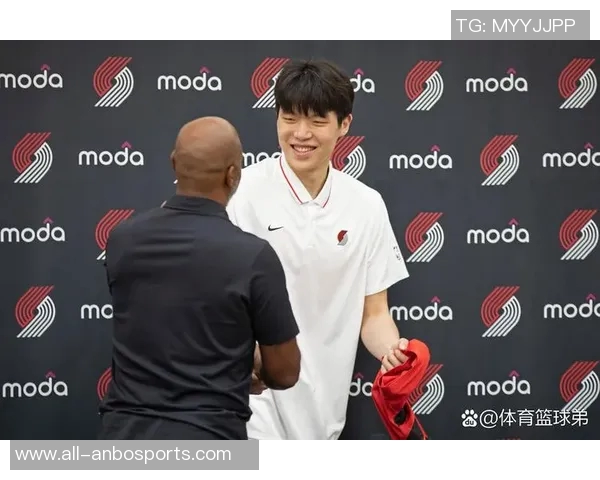 耐心等待开拓者主场战胜老鹰杨瀚森依然未能获得出场机会