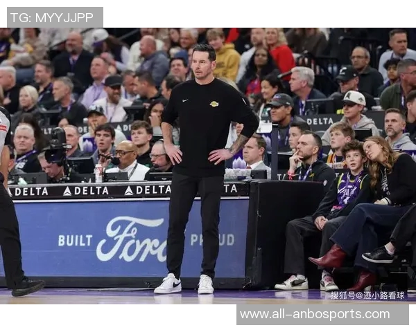 雷迪克谈拉拉维亚成长之路强调05秒接球投篮策略与全面表现